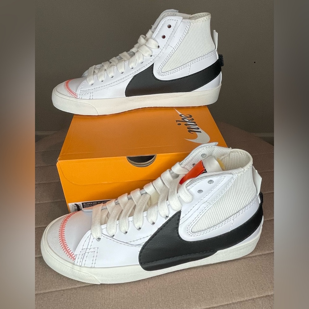 Nike Blazer Mid ‘77 Jumbo Size 10M/11.5W